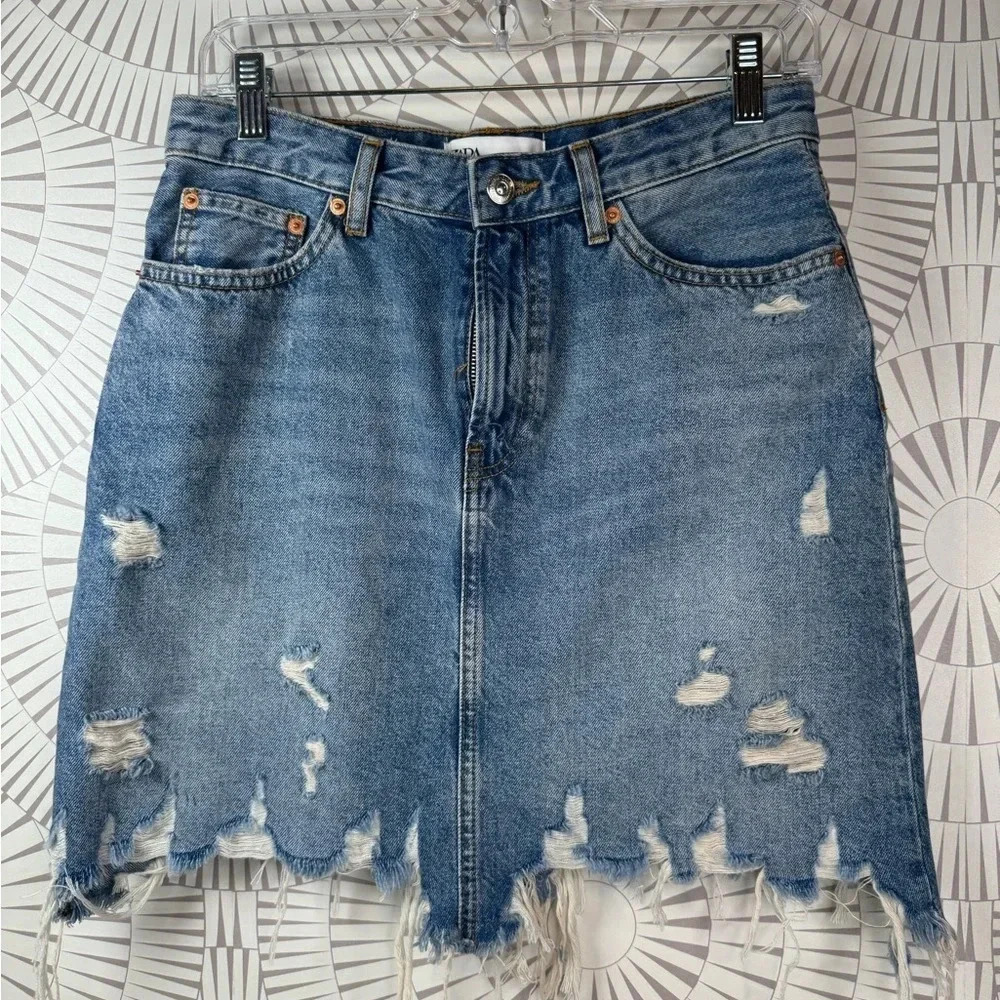 ZARA Women’s The Mini‎ Skirt In Sunset Blue Small